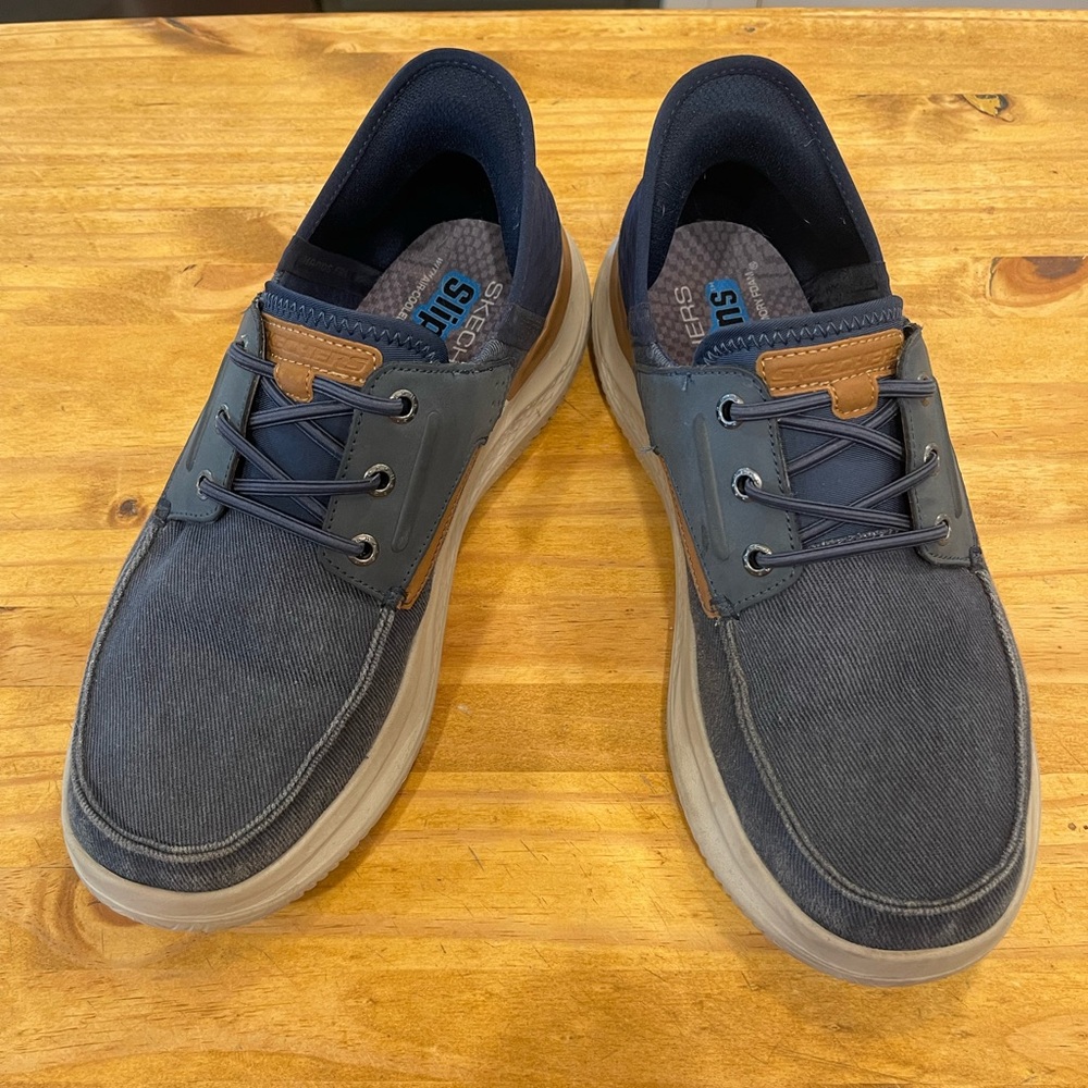 Skechers Men's Navy and Tan Boat Shoes